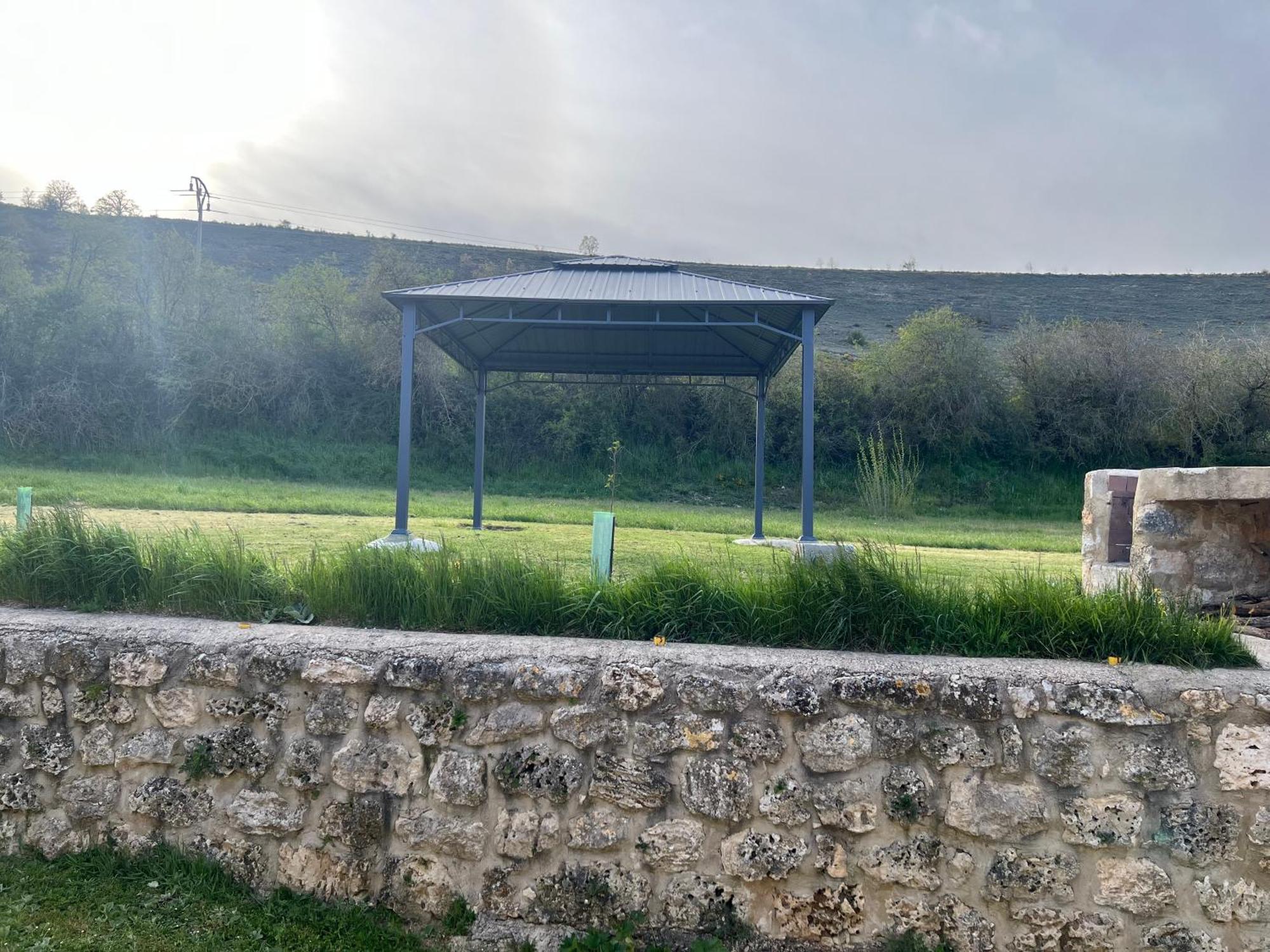 El Pecu Casa Rural Starfamiliar Bustillo Del Paramo Exteriér fotografie